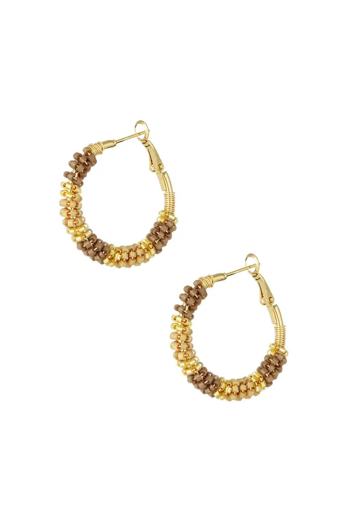 Oorbellen beads of joy - beige