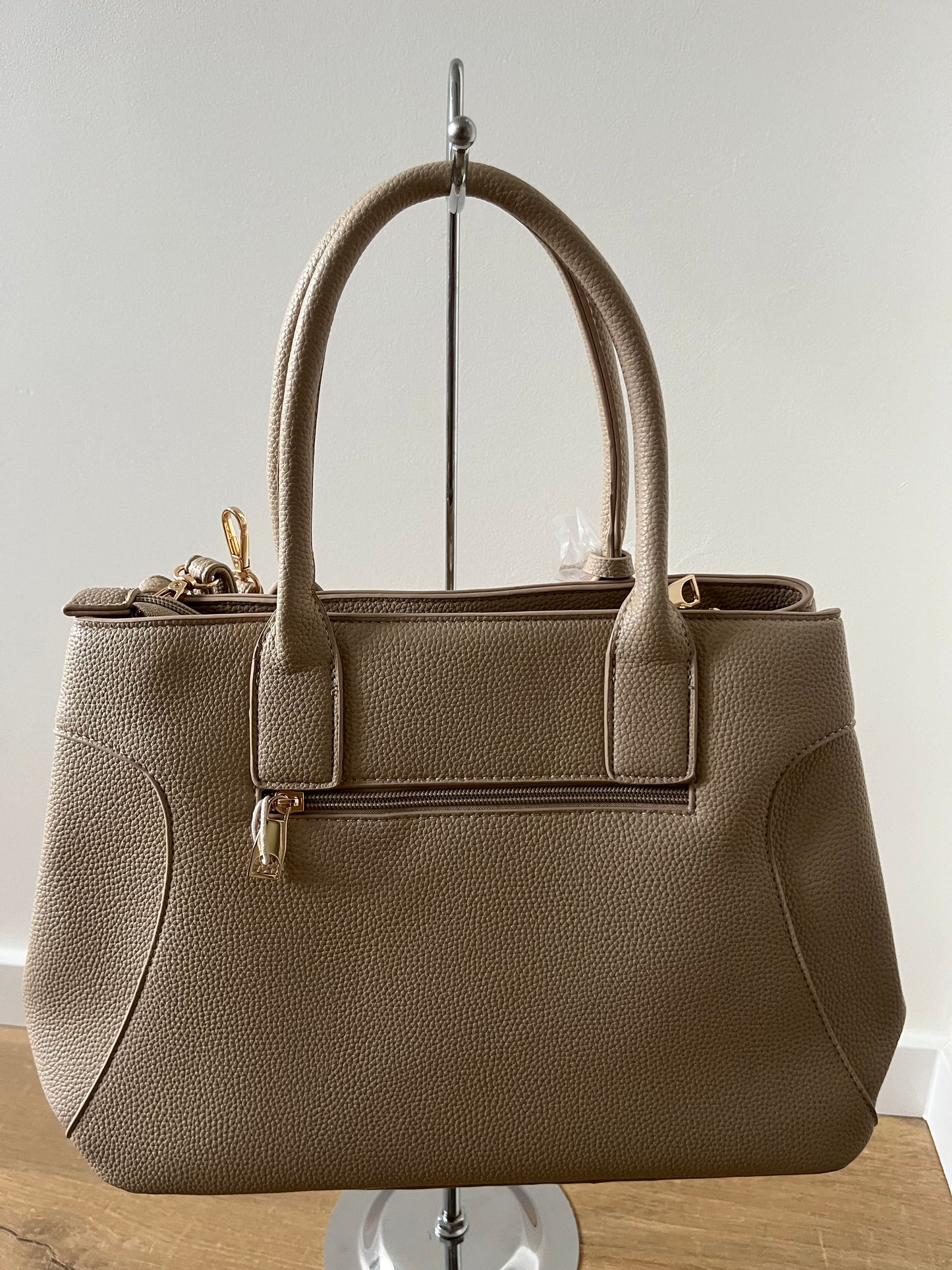 Schoudertas met slotje - Beige