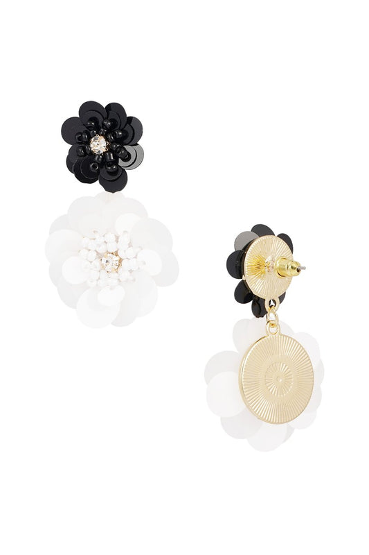 Oorbellen bloemen - Zwart Wit